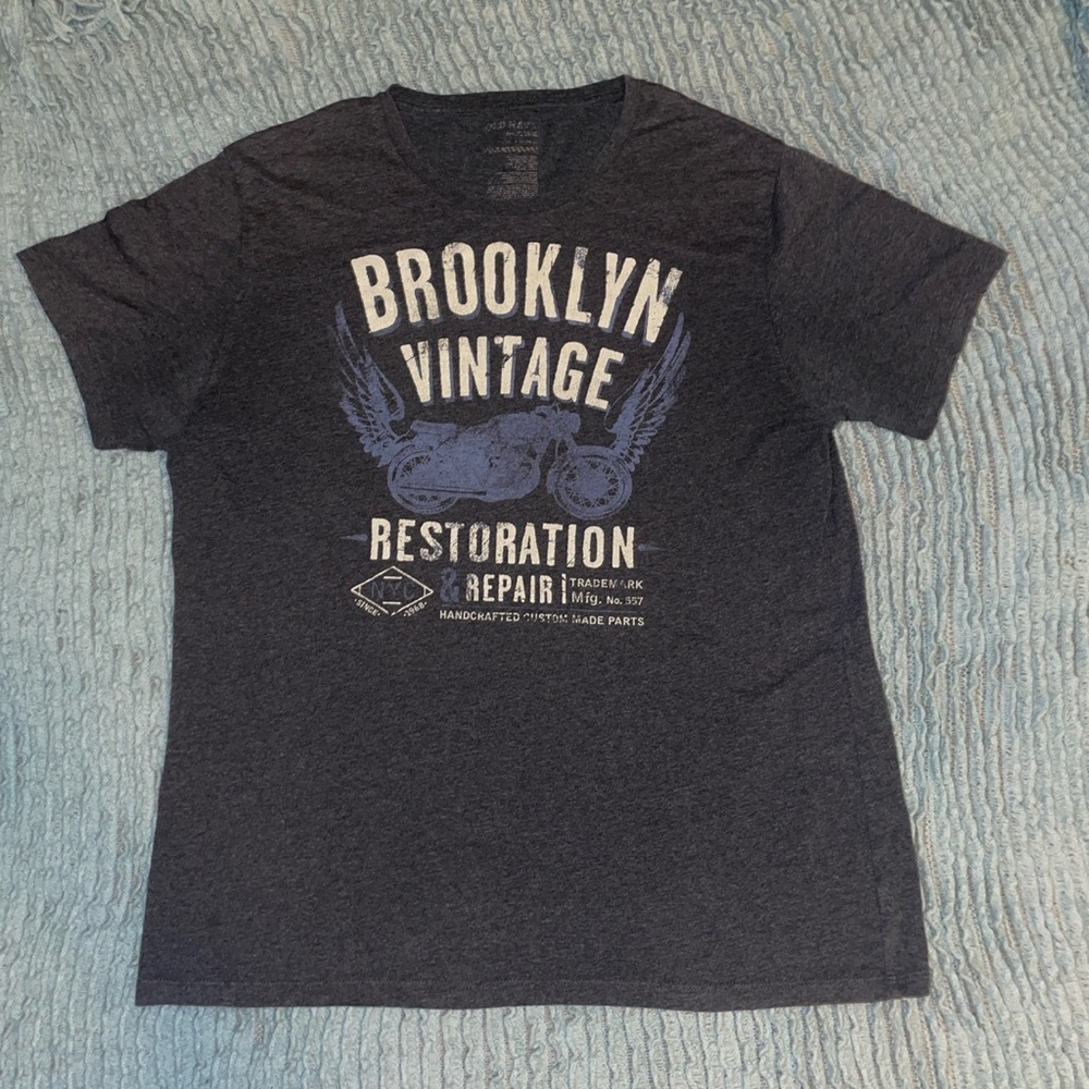 Men’s t shirt